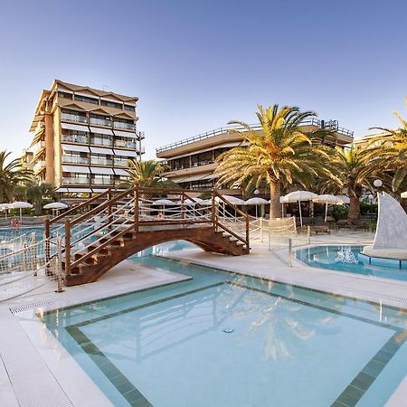 Hotel Caesar Residence & Spa Lido di Camaiore Esterno foto