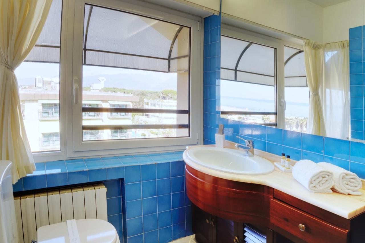 Hotel Caesar Residence & Spa Lido di Camaiore Esterno foto