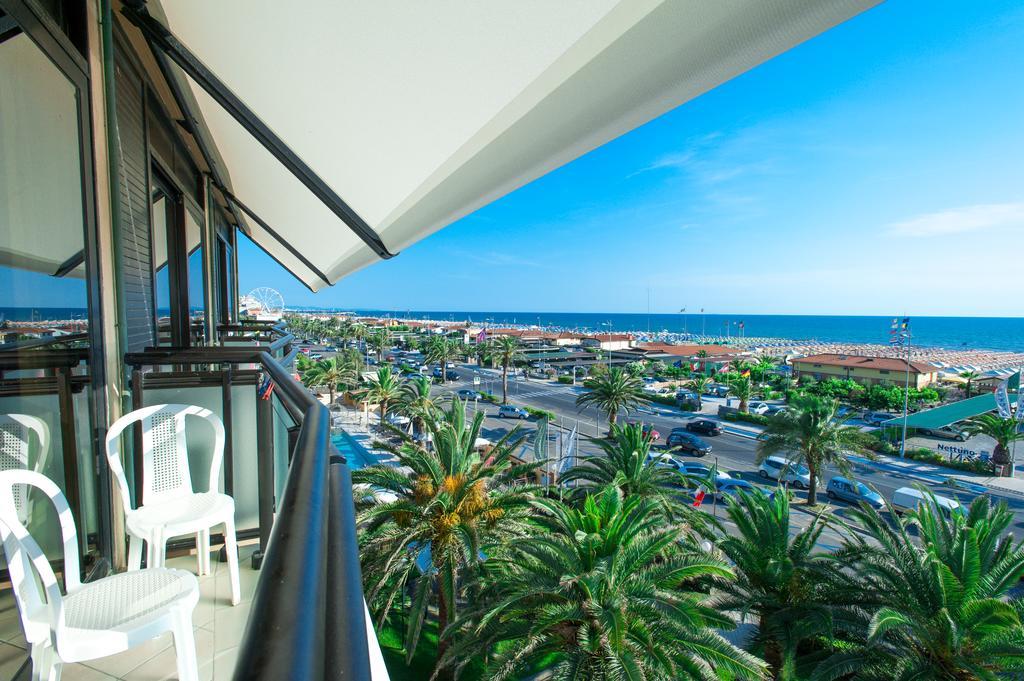 Hotel Caesar Residence & Spa Lido di Camaiore Esterno foto