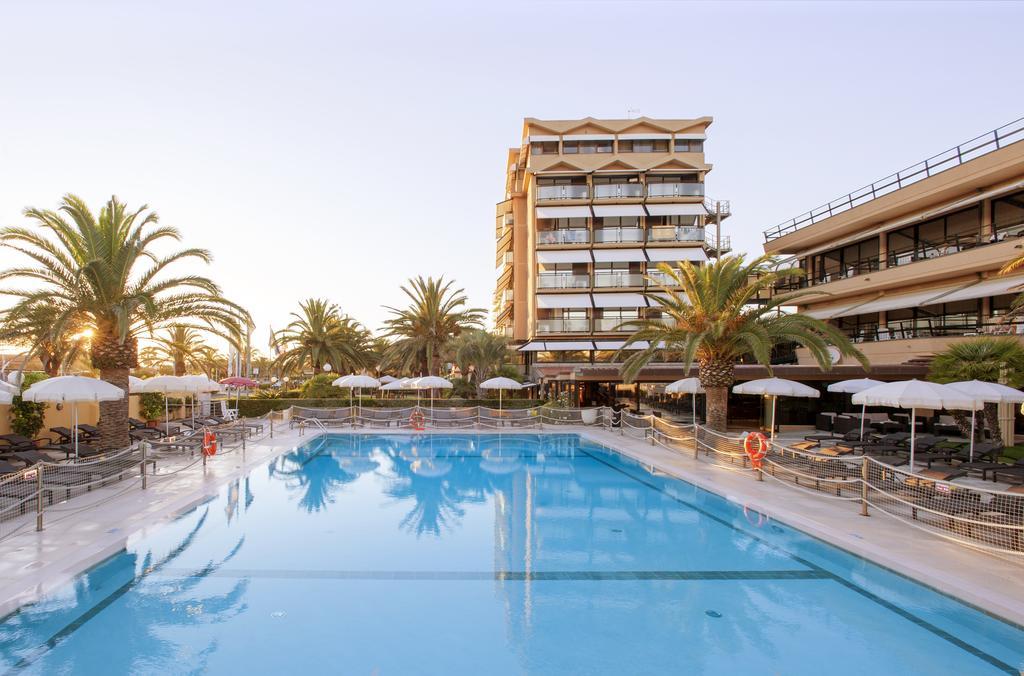 Hotel Caesar Residence & Spa Lido di Camaiore Esterno foto